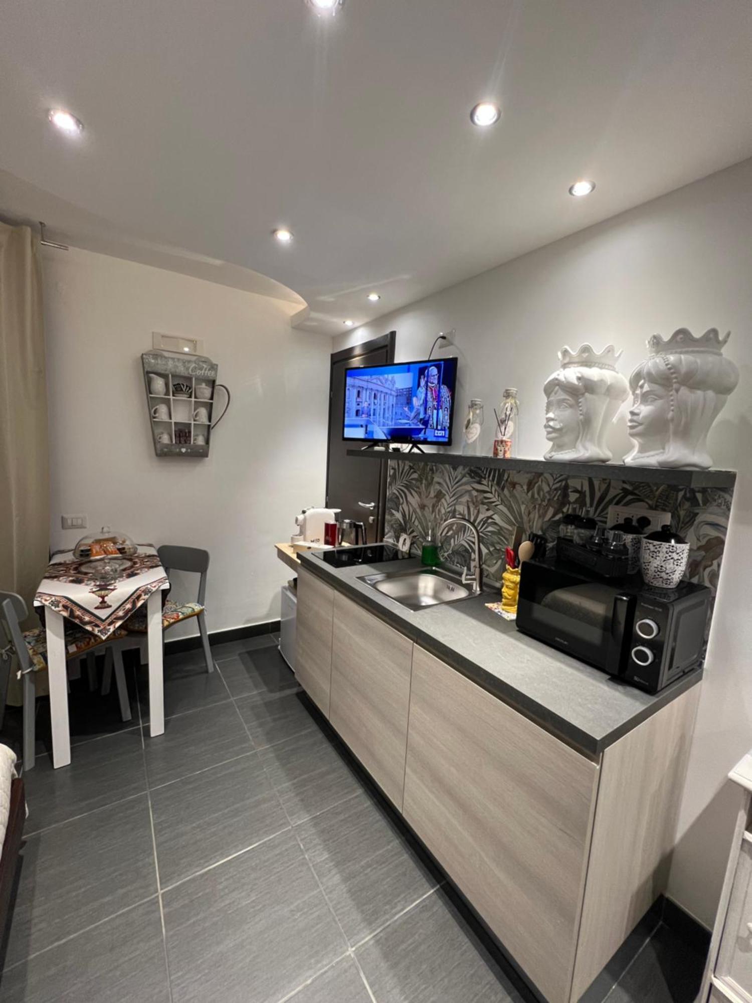 Nel Cortile Suite Cefalu Exterior photo